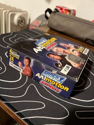 WWE Smackdown Animotion Raw 
Caja de 24 Sobres