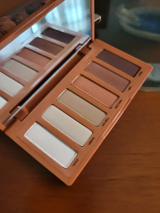 Paleta Urban Decay Naked Petite Heat