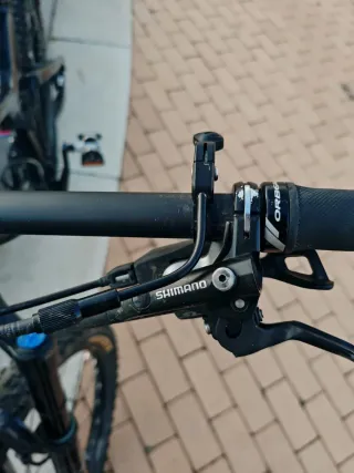 Bicicleta MTB Negra