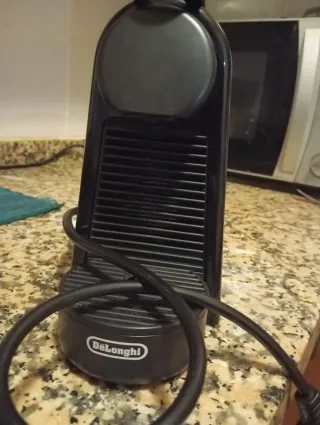 Cafetera DeLonghi Negra