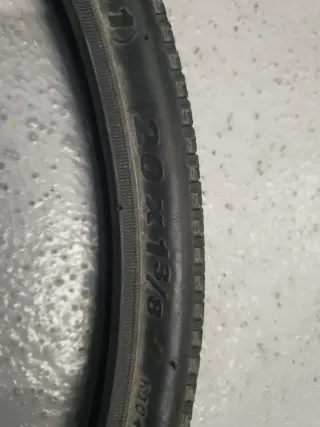 Neumático Kenda Small Block 20x1 3/8