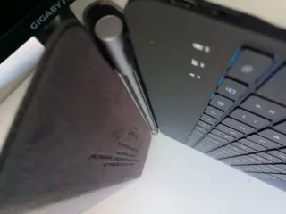 Teclado Mágico Goojodoq Retroiluminado