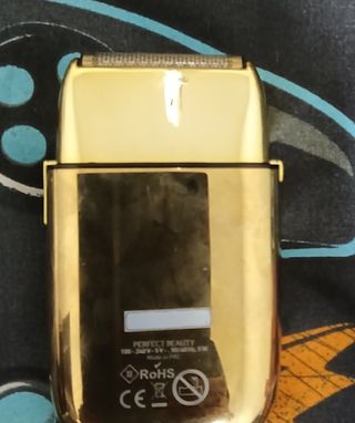 Afeitadora Eléctrica Doble Hoja Dorada
