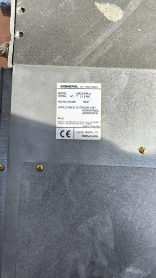 2 Máquinas aire acondicionado x conductos General
