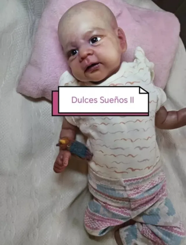 Bambola Reborn dipinta a mano 1 mese