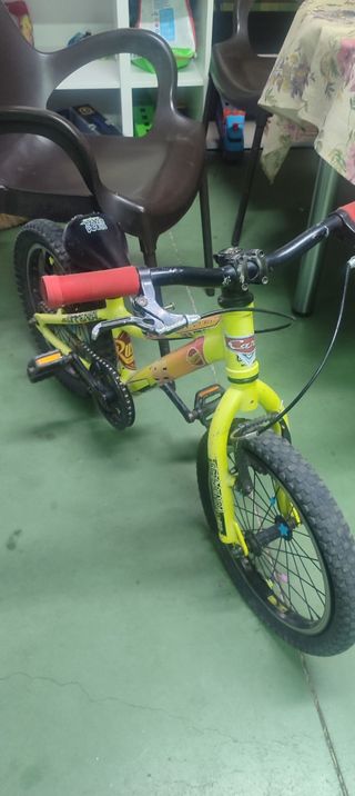 Bici infantil amarilla commencal ramones