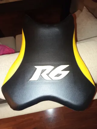 Asiento delantero R6