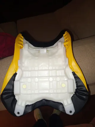 Asiento delantero R6