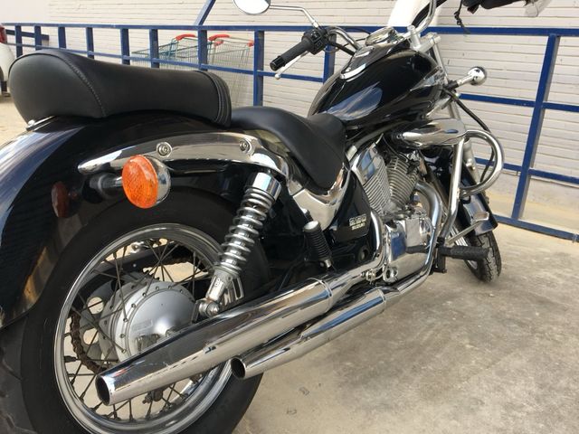 Suzuki Intruder 250cc se engrasan las bujías 