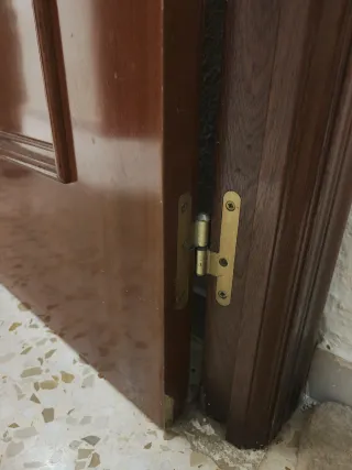 Puertas de madera interiores