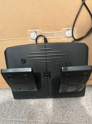 Volante Thrustmaster PS4