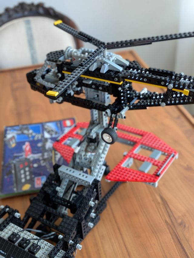 Lego 8485 Centro de Control 2