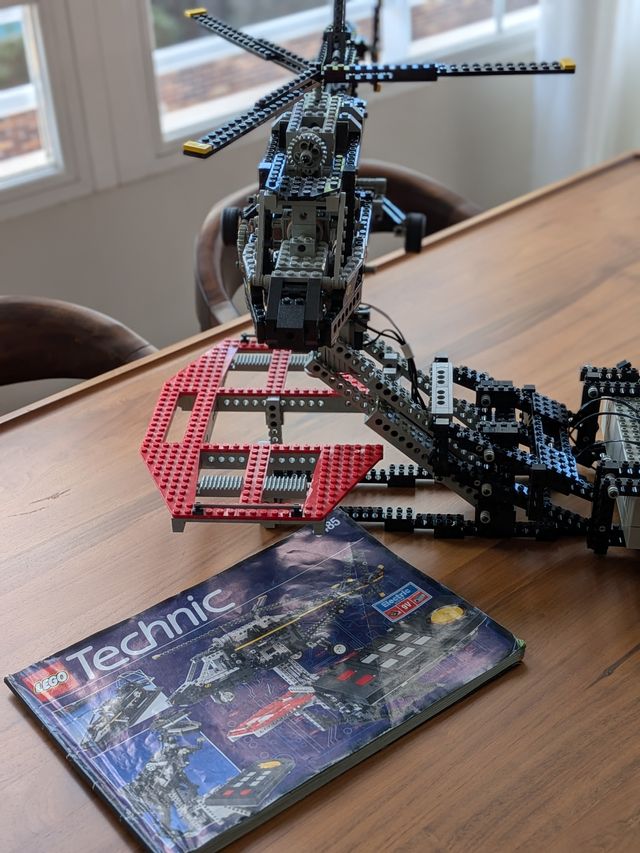 Lego 8485 Centro de Control 2