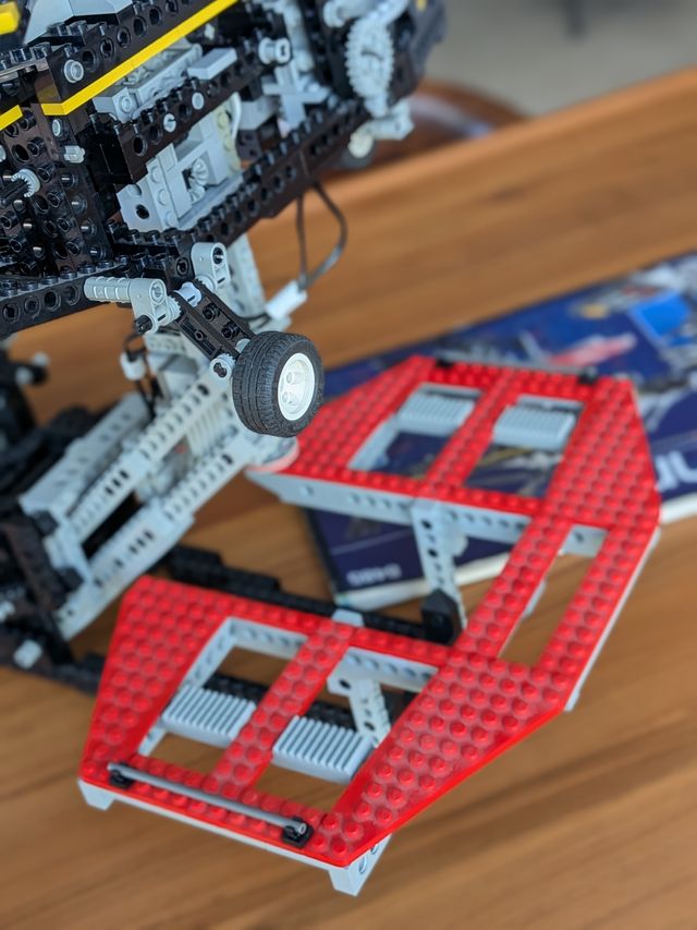 Lego 8485 Centro de Control 2