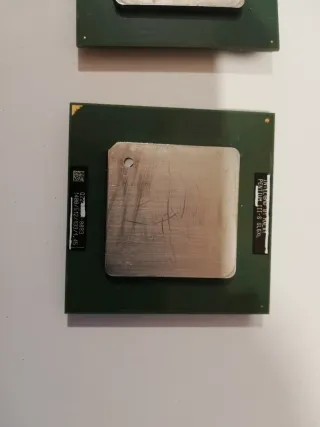 Procesadores Intel Celeron y Pentium III Tualatin