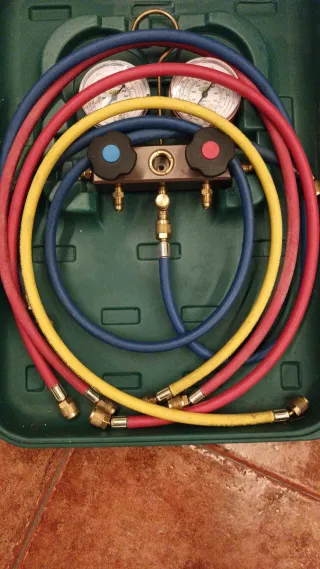 Analizador de A/A con manómetros