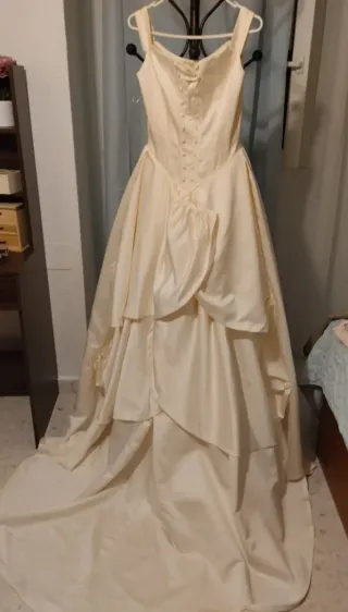 Vestido de Novia Beige Estilo Corsé