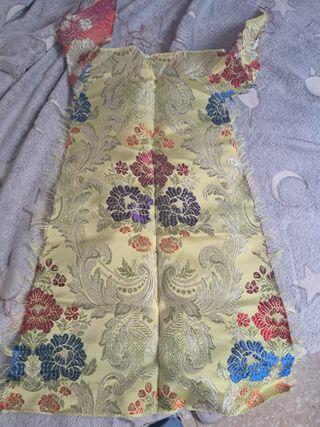 Traje de Fallera Verde con manteletas plata