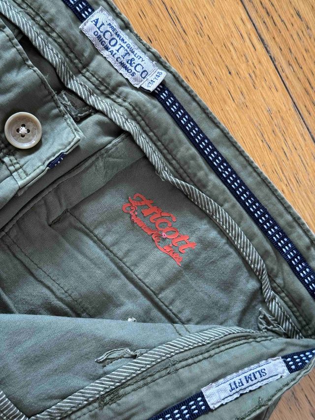 Pantaloni corti Bermuda