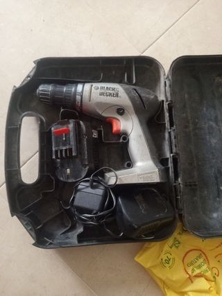 Taladro Black & Decker a Batería,
