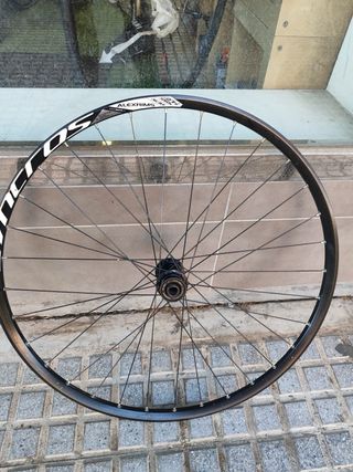 Rueda delantera Syncros