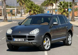 Porsche Cayenne 2005