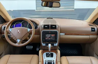 Porsche Cayenne 2005