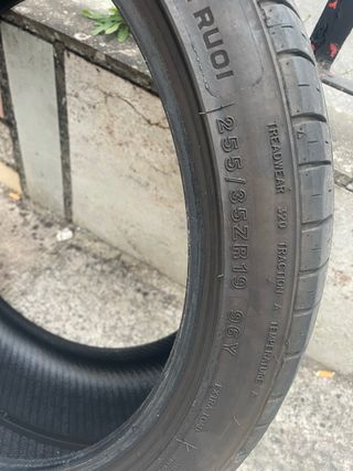 Neumático 235/40ZR19 98Y Syron