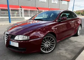Alfa Romeo GT 2005