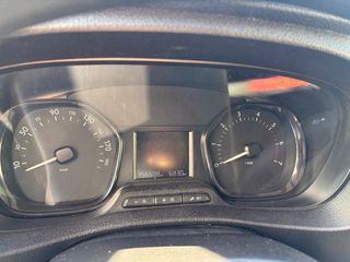 Opel Vivaro 2021 - 1.5d 120cv - 156.000Km