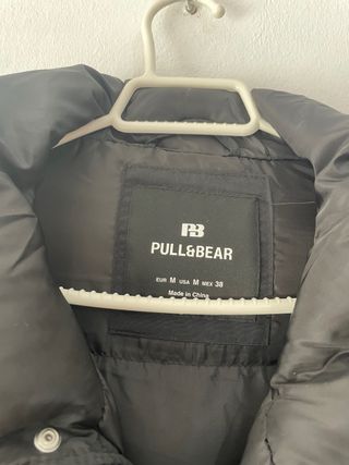 Chaqueta acolchada Pull&Bear negra