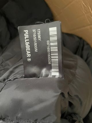 Chaqueta acolchada Pull&Bear negra