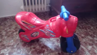 Moto correpasillos infantil 