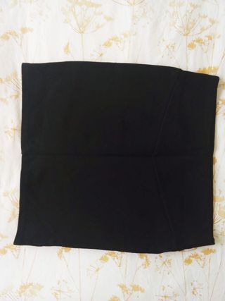 Stradivarius Falda tubo textura negro M