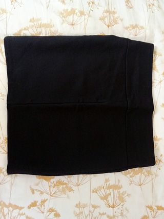 Stradivarius Falda tubo textura negro M