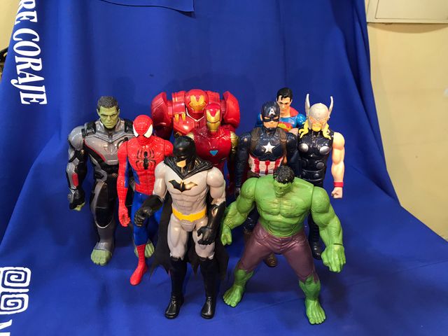 Lote Figuras Superhéroes