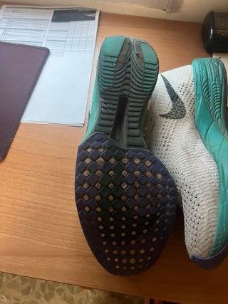Nike Vaporfly 3 Talla 43