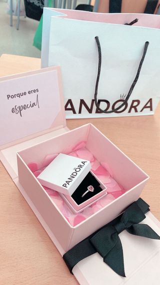 Anillo Pandora Corazón Rojo Plata