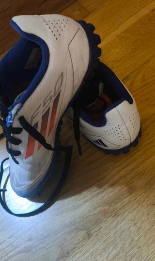 Zapatillas Adidas F50 Fútbol Hierba núm 31