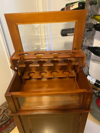 Elegante mueble bar de gran calidad