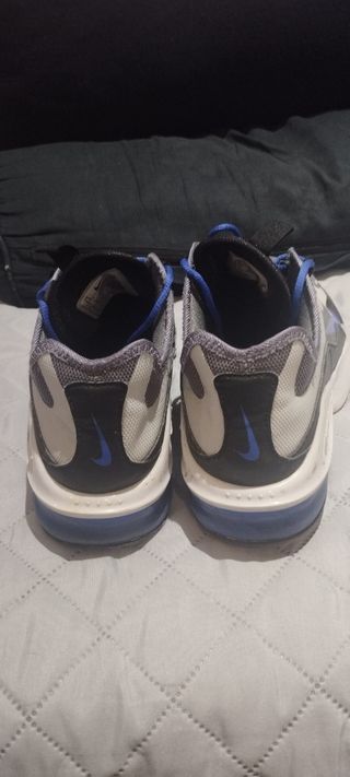 Botines Nike Air Max Azul y Blanco