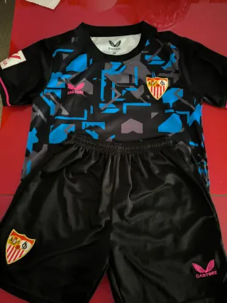 Equipación Sevilla FC Castore Talla 10-12