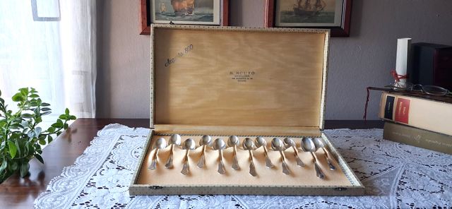 Servizio di 12 Cucchiaini vintage in Argento 800