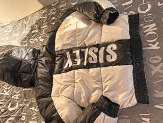 Cazadora plumas niño Sisley
Talla 10-11 Años 