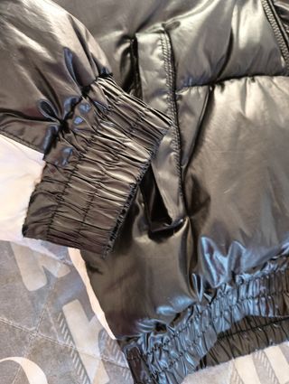 Cazadora plumas niño Sisley
Talla 10-11 Años 