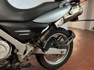 MOTO BMW F 650 GS