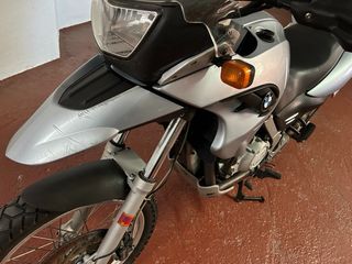 MOTO BMW F 650 GS