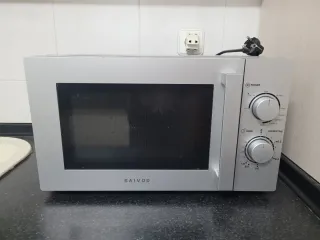 Microondas Saivod 20L de libre Instalación