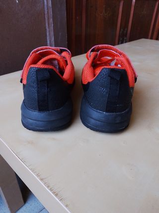 Deportivas niño Artengo Talla 34