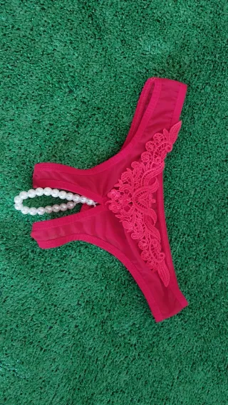 Tanga Rojo Encaje Perlas Talla 34
